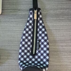 Black White Wine Bag with Checkered Pattern Carry Your Wine In Style Summer